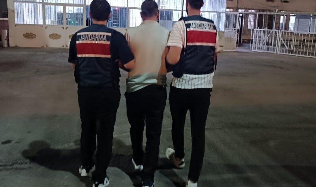 Interpol tarafından kırmızı bültenle aranan DEAŞ üyesi şahıs, Gaziantep’te jandarma