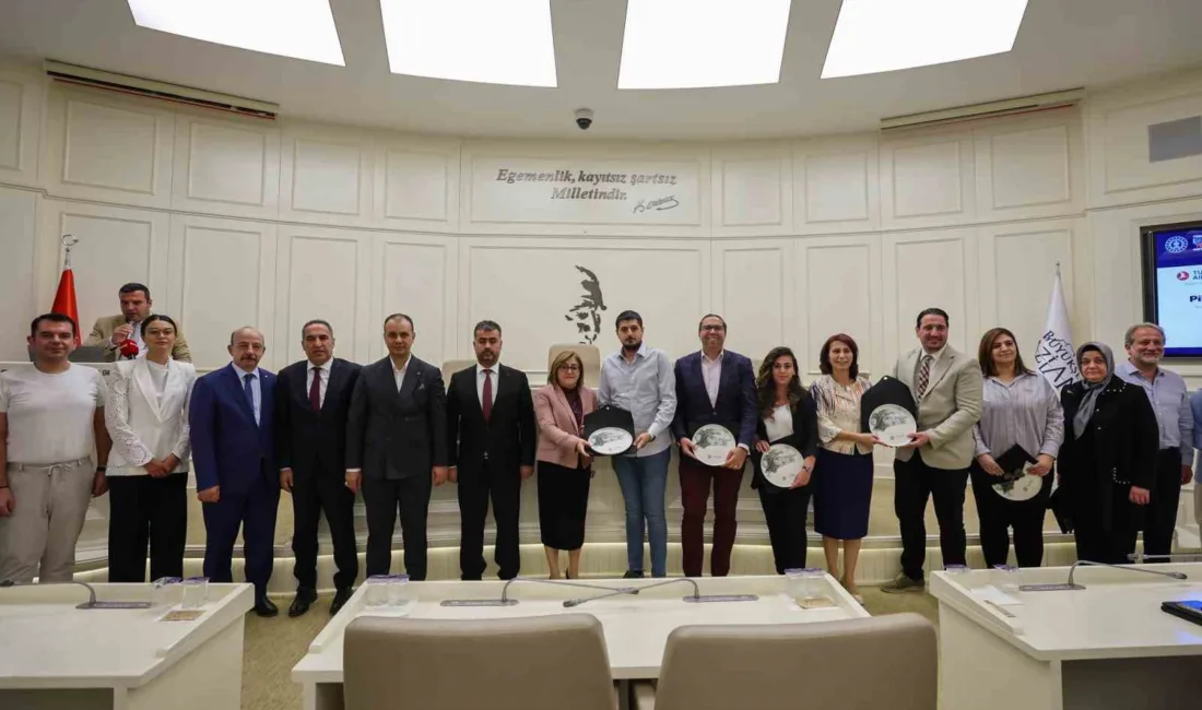 Gaziantep Büyükşehir Belediyesi, Kültür Yolu Festivali GastroANTEP’e katkı sunan esnafla