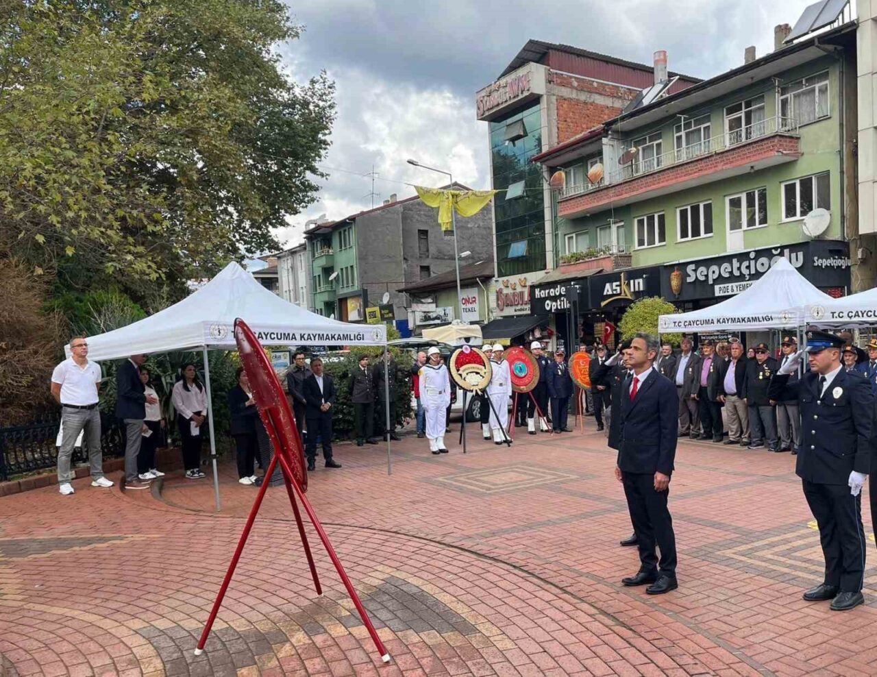 Çaycuma ilçesinde 19 Eylül Gaziler Günü dolayısıyla tören düzenlendi. Program,