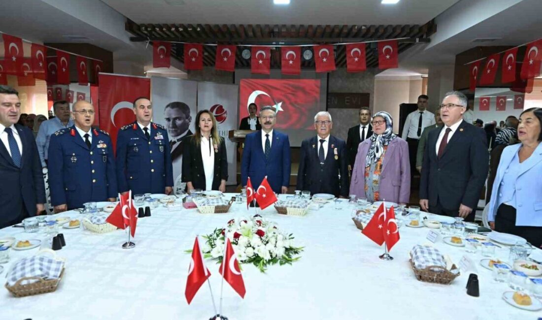 Eskişehir’de ’19 Eylül Gaziler Günü’ münasebetiyle kahraman gaziler ve aileleri