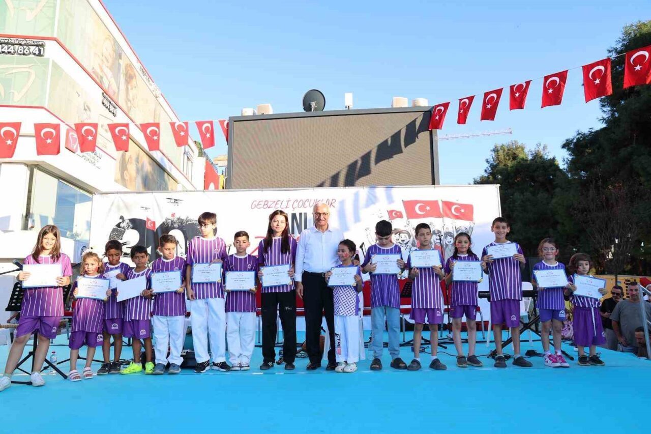 Gebze Belediyesi’nin çocuk ve gençlerin yaz tatilini verimli değerlendirmeleri amacıyla