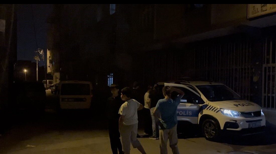 Bursa’nın Yıldırım ilçesinde gece yarısı ticari araç kundaklandı. Araç sahibi