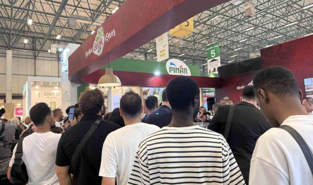 İstanbul’da düzenlenen World Food İstanbul Fuarı’nda yer alan Gedik Piliç