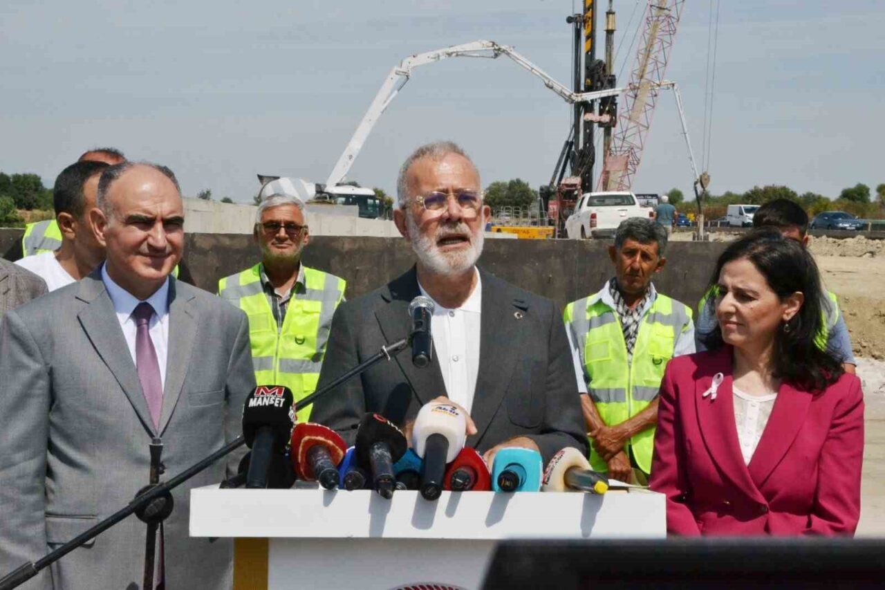 AK Parti Grup Başkanvekili ve Manisa Milletvekili Bahadır Yenişehirlioğlu, Manisa