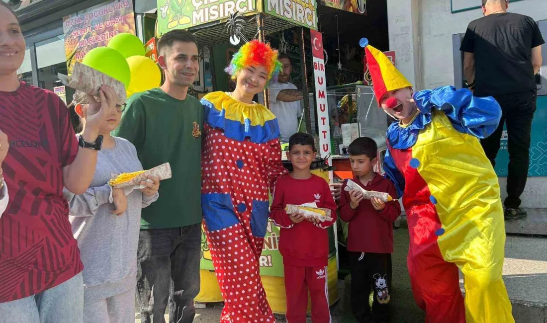 Karabük’te ’çılgın mısırcı’ olarak tanınan Yasin Yaslıçayır, kazandığı geliri, tatil