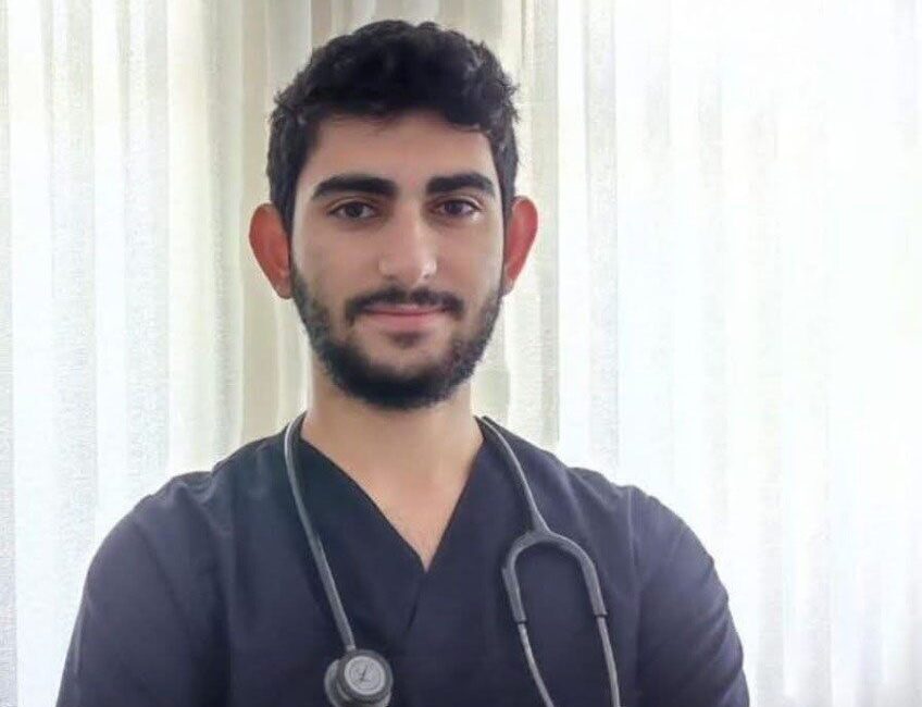 Ege Üniversitesi Tıp Fakültesi 3. sınıf öğrencisi Yiğit Özden, Antalya’da