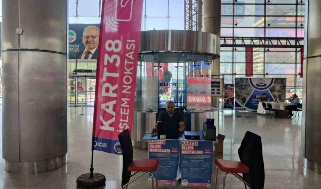 Kayseri Büyükşehir Belediyesi, kente öğrenim görmek için gelen üniversite öğrencilerini