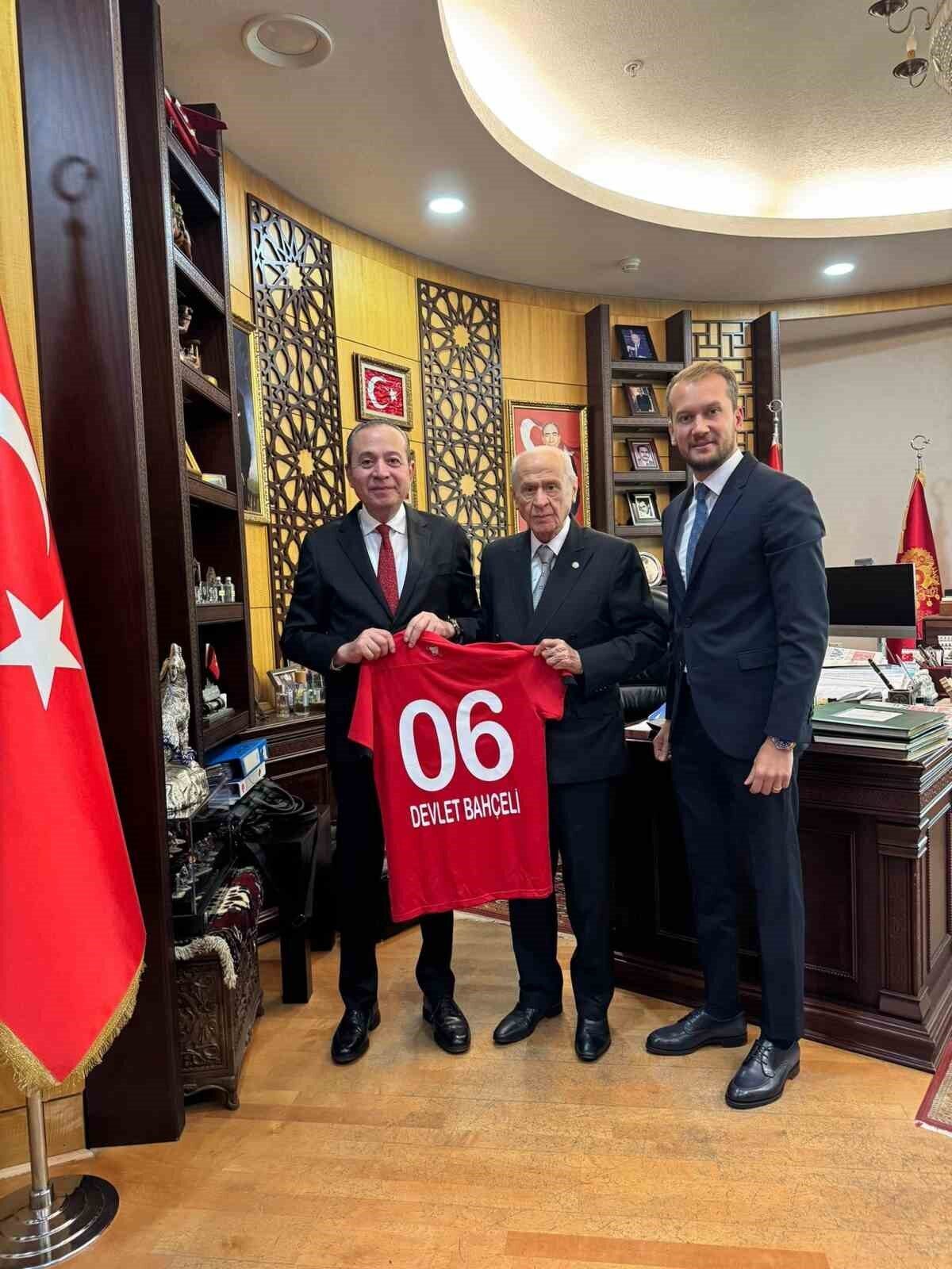 Gençlerbirliği Spor Kulübü Başkanı Osman Sungur ve Basın Sözcüsü Aykut