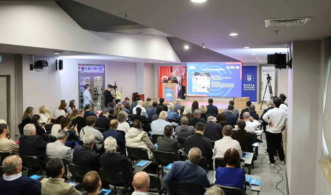 Bursa Büyükşehir Belediye Başkanı Mustafa Bozbey, gençleri eğitimden spora, kültürden