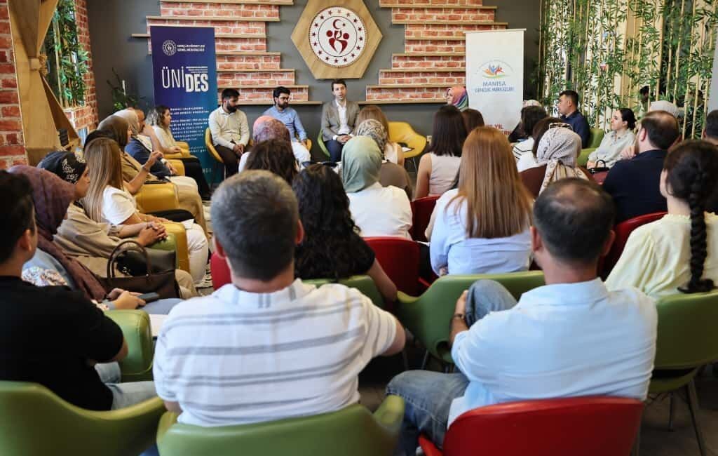 Gençlik ve Spor Bakanlığı Gençlik Hizmetleri Genel Müdürü Enes Efendioğlu,