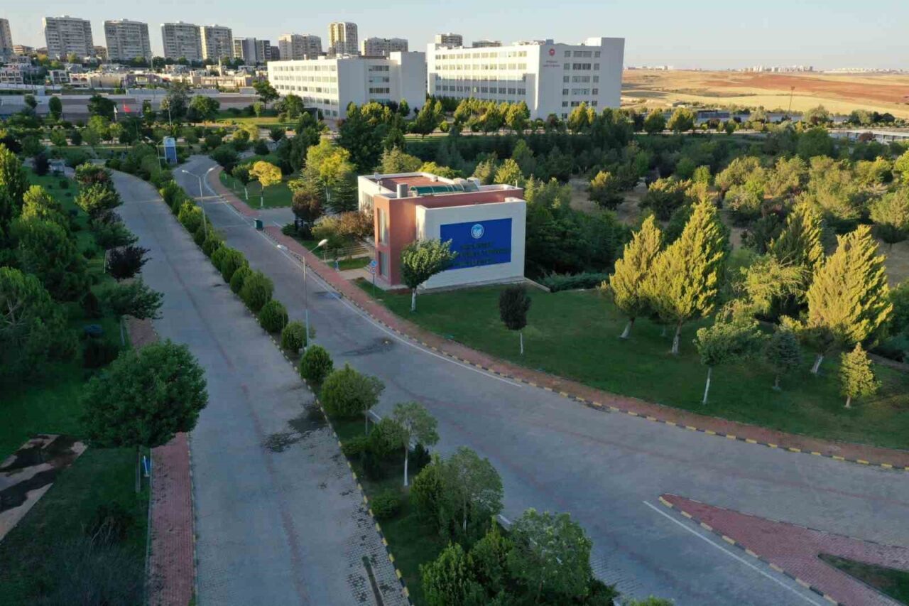 Gaziantep İslam Bilim ve Teknoloji Üniversitesi (GİBTÜ), sürdürdüğü kararlı uluslararasılaşma
