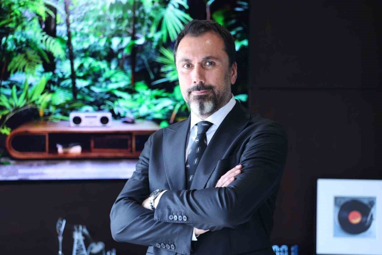 Küresel belirsizlikler, merkez bankalarının alımları ve kur baskısı altını tarihi