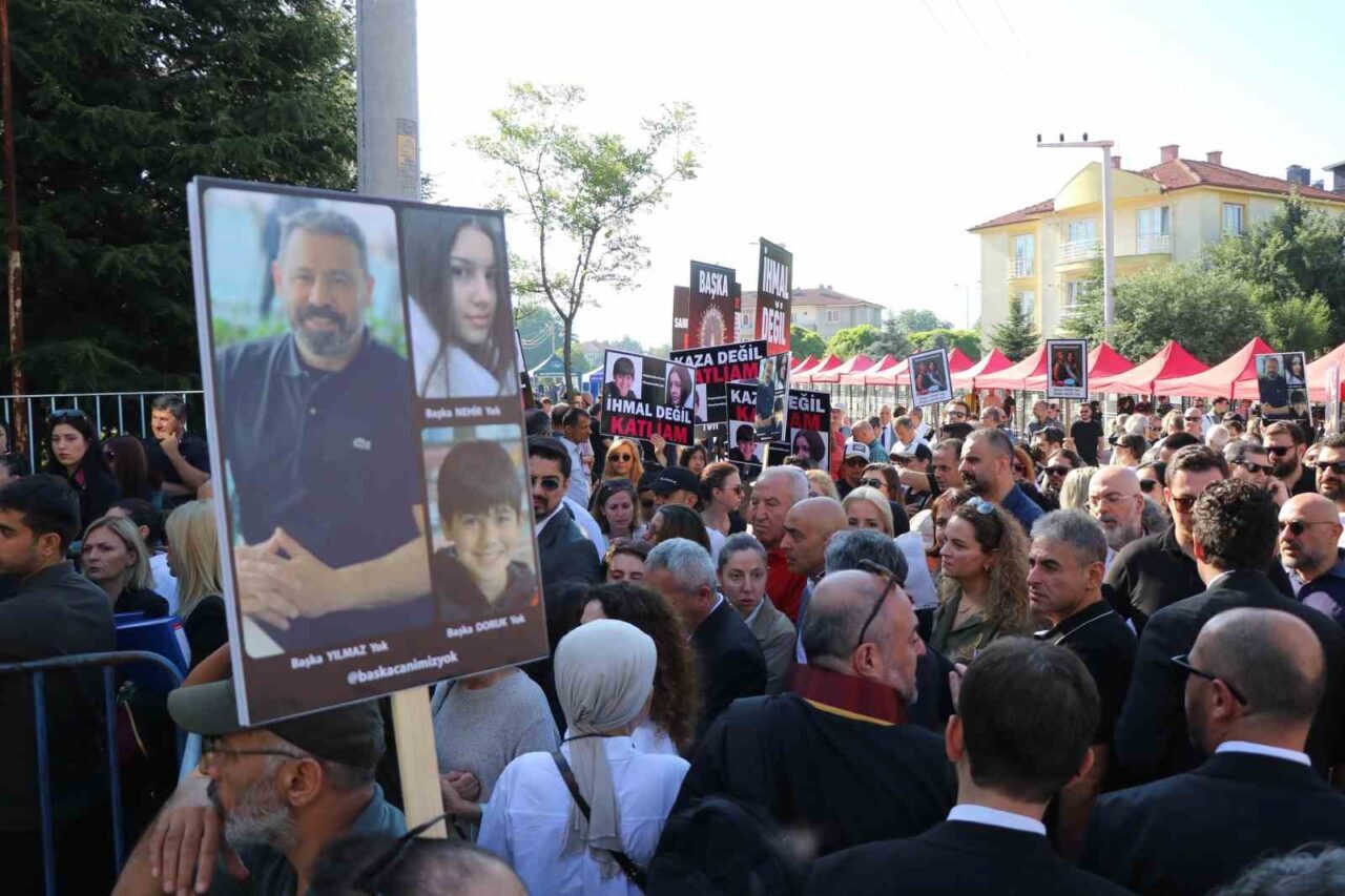 Bolu’da Grand Kartal Otel’de 78 kişinin hayatını kaybettiği ve 137