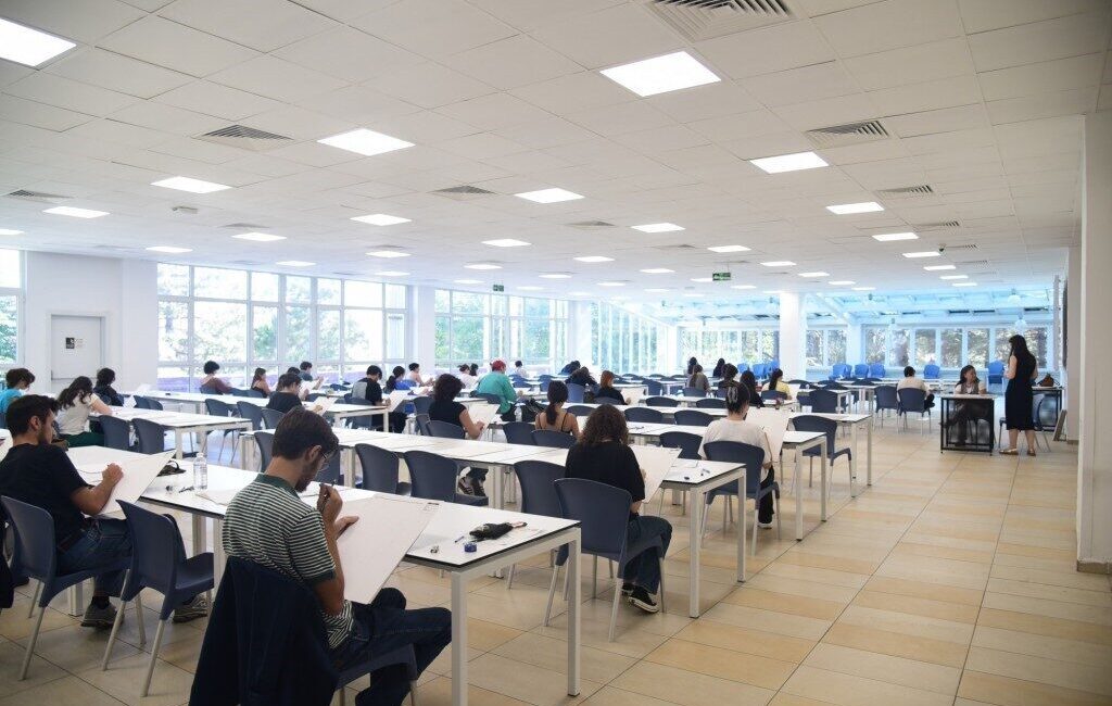 Anadolu Üniversitesi Güzel Sanatlar Fakültesi’nde özel yetenek sınavlarına 2 bini