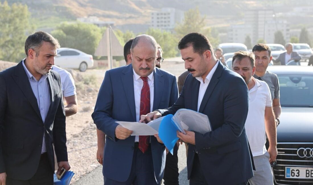 Şanlıurfa Büyükşehir Belediye Başkanı Mehmet Kasım Gülpınar, Şanlıurfa Şehir Hastanesi’ne