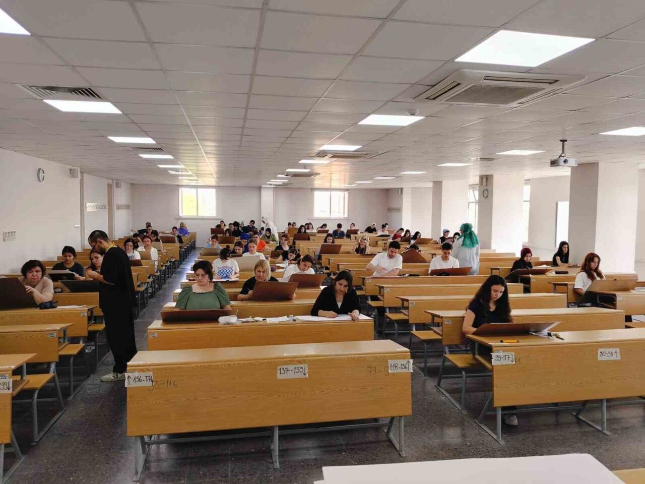 Bursa Uludağ Üniversitesi (BUÜ) Güzel Sanatlar Fakültesi tarafından açılan 2025-2026