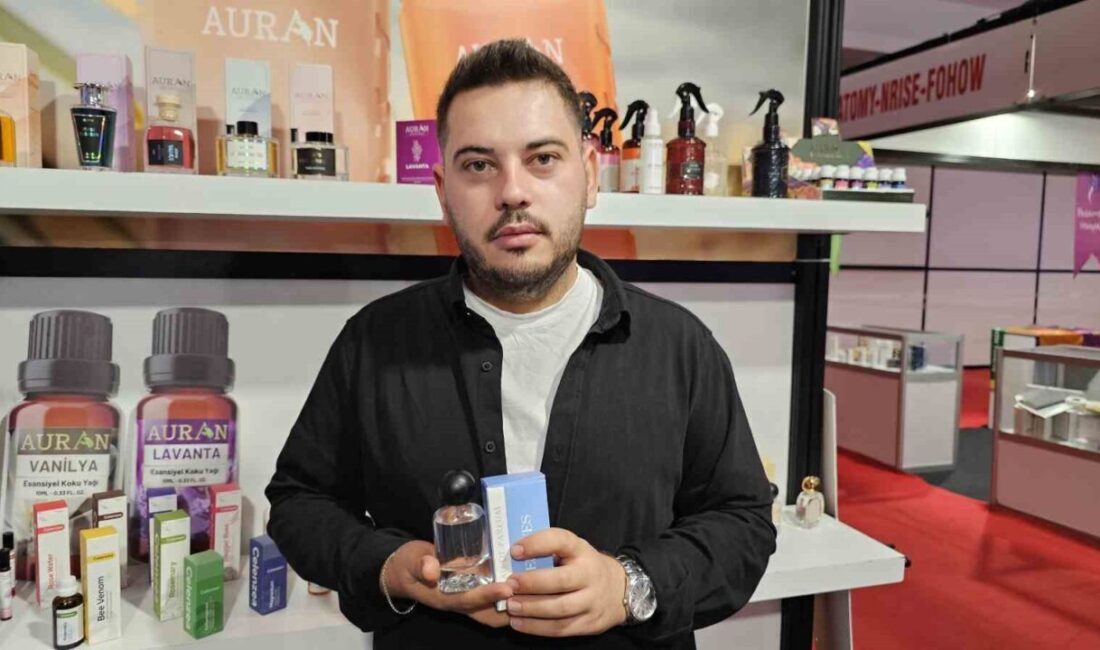 Kayseri’de açılan Güzellik Fuarı’nda Auran Kozmetik tarafından üretilen ’Erciyes’ parfümü