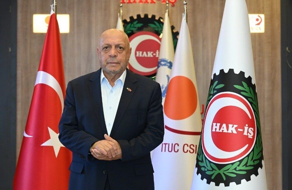 Hak İşçi Sendikaları Konfederasyonu (HAK-İŞ) Genel Başkanı Mahmut Arslan, demokrasilerde