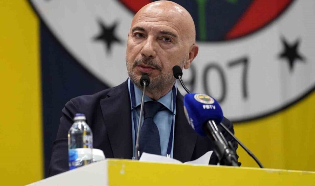 Fenerbahçe Başkan Adayı Hakan Bilal Kutlualp, camiada Sadettin Saran ile