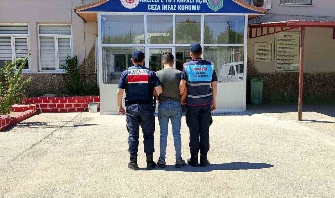Aydın’ın Nazilli ilçesinde jandarma ekiplerince gerçekleştirilen operasyonda, ’uyuşturucu ve uyarıcı