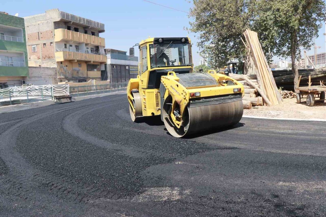 Haliliye Belediyesi, ilçe genelinde sürdürdüğü üstyapı çalışmaları kapsamında Sancaktar Mahallesi’nde