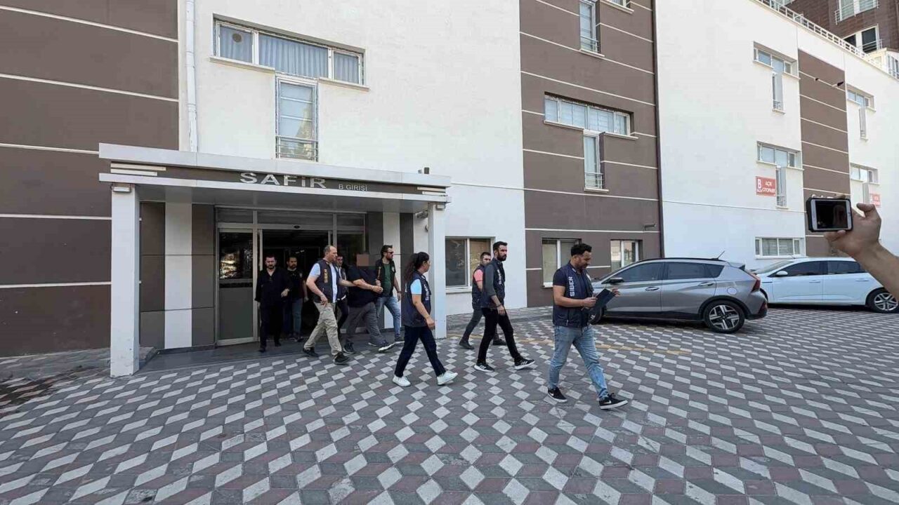 Nevşehir’de gazetecilik yapan C.T.; ’Sırf halk arasında endişe, korku veya