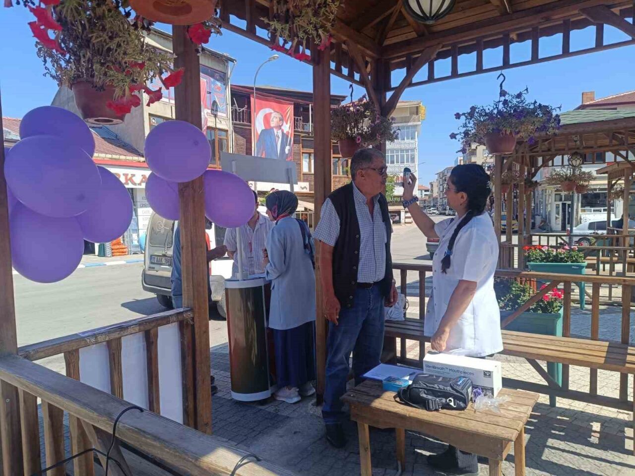 Bilecik’in Pazaryeri ilçesinde Halk Sağlığı Haftası etkinlikleri kapsamında Fatma Koç
