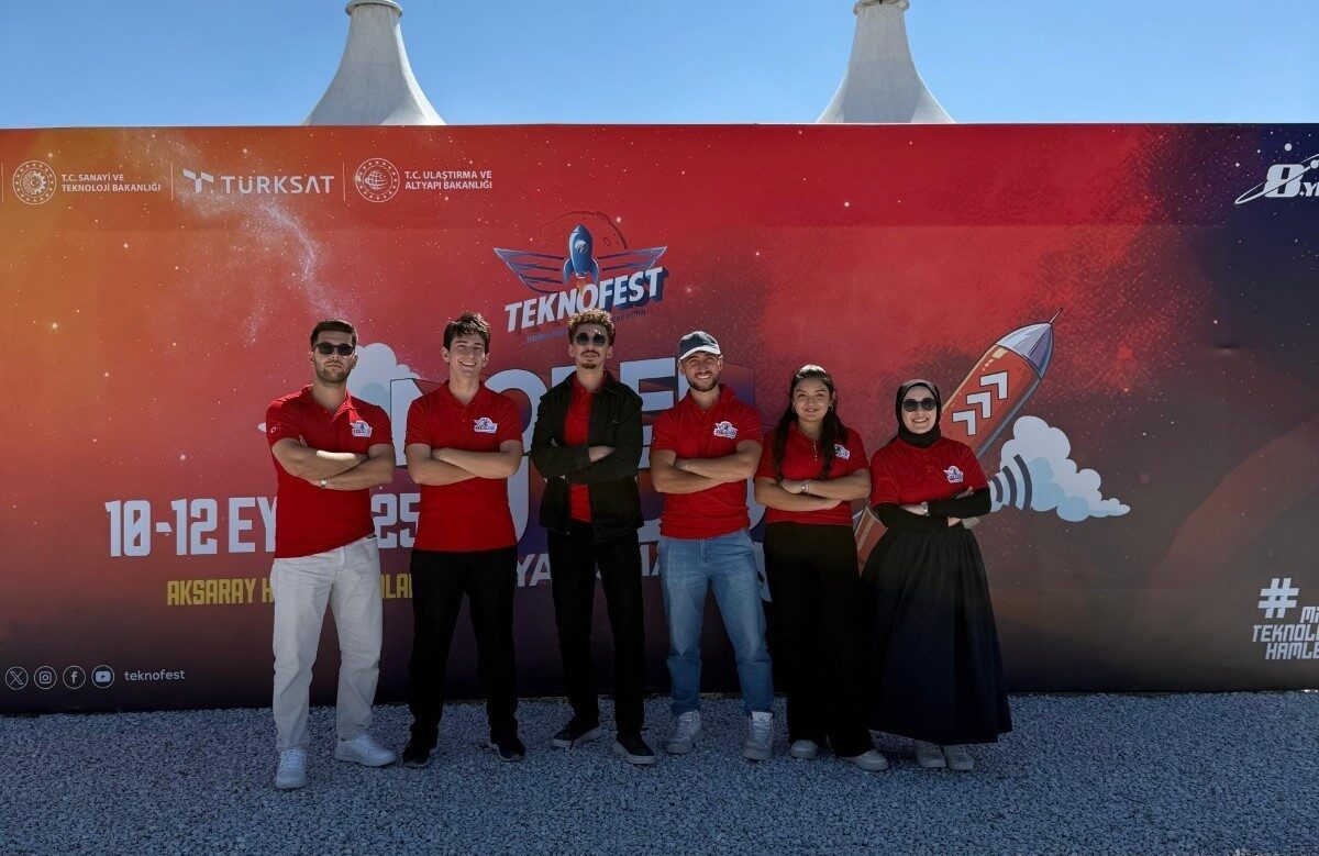 Düzce Üniversitesi Mühendislik Fakültesi öğrencilerinden oluşan HAREZMİ DGM Takımı, yüksek