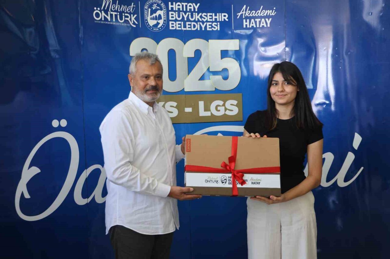 Hatay Büyükşehir Belediye (HBB) Başkanı Mehmet Öntürk, Yükseköğretim Kurumları Sınavı