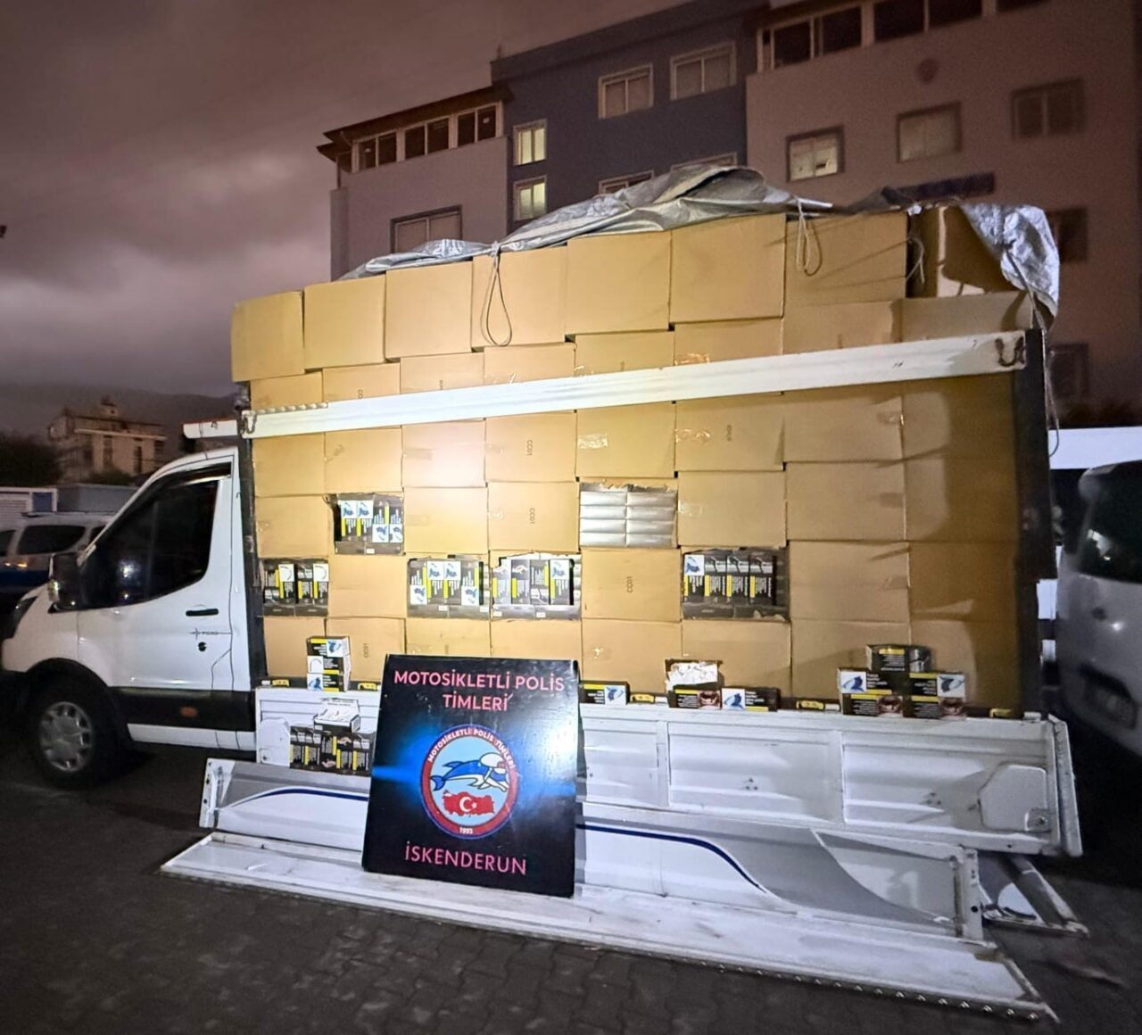 Hatay’ın İskenderun ilçesinde polis ekipleri tarafından 2 milyon 900 bin