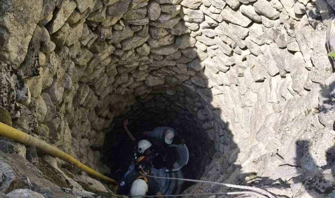 HATAY (İHA) – Hatay’da 7 metre derinliğindeki kuyuya düşerek yaralanan