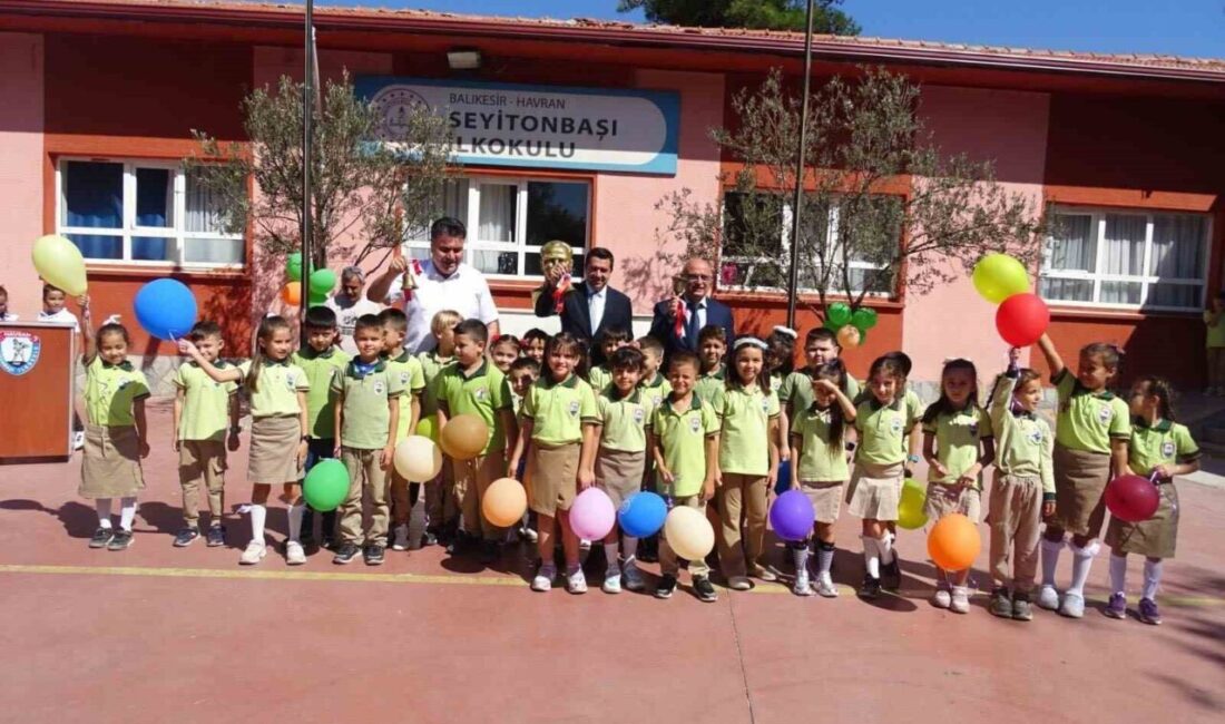 Balıkesir’in Havran ilçesinde İlköğretim Haftası, Seyitonbaşı İlkokulu’nda düzenlenen etkinlikle kutlandı.