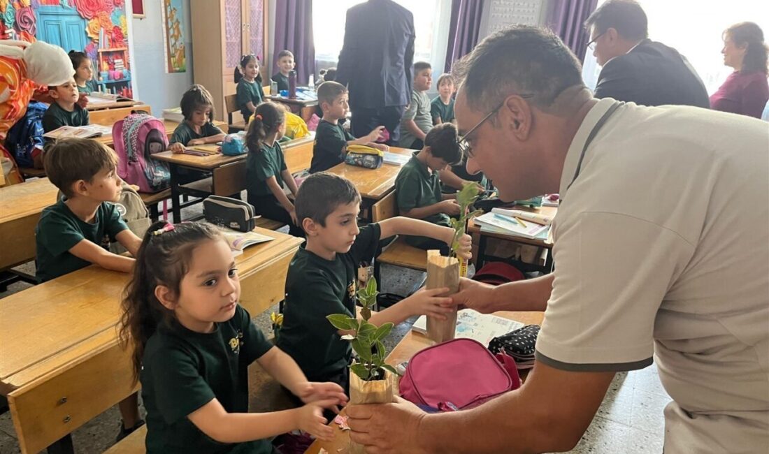 Yaz tatilinin sona ermesiyle birlikte okullar açıldı. Tarım ve Orman