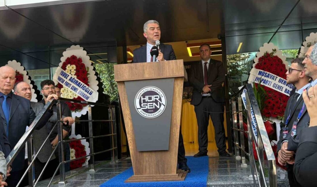 Hürriyetçi Sendikalar Konfederasyonu’nun (HÜR-SEN) yeni binası açıldı. Hürriyetçi Sendikalar Konfederasyonu’nun