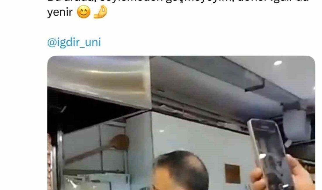 Kentte bir dönerciye giderek tezgah başına geçen Iğdır Üniversitesi Rektörü