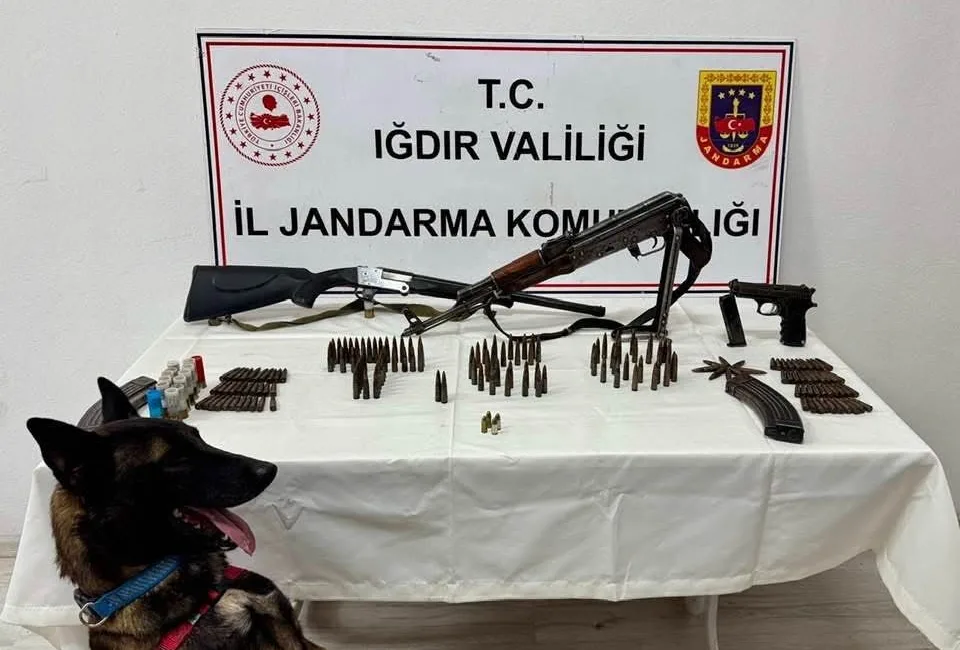 Iğdır İl Jandarma Komutanlığı ekiplerince Silah Kaçakçılığı ile Mücadele kapsamında