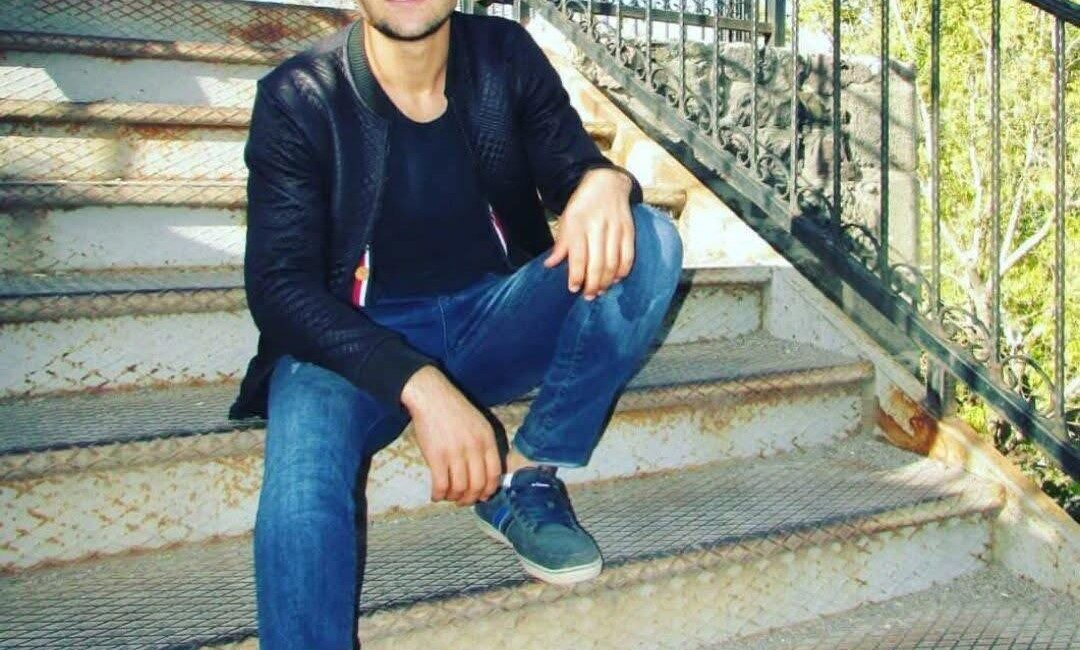 Iğdır’ın Karakoyunlu ilçesine bağlı Kerimbeyli köyünde tarlada balya makinesine kapılan