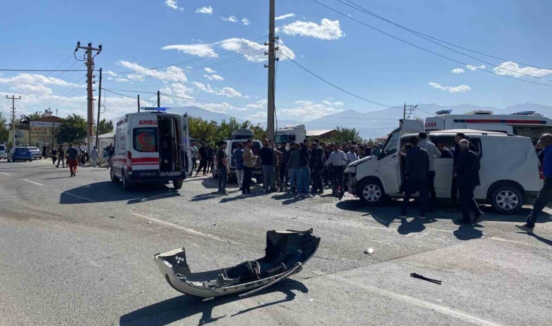 Iğdır-Doğubeyazıt kara yolunda meydana gelen trafik kazasında zırhlı polis aracı