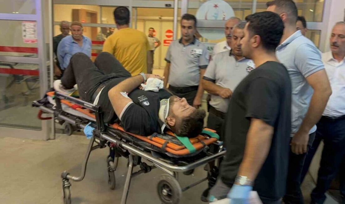 Adıyaman’da iki motosikletin çarpışması sonucu meydana gelen kazada 4 kişi