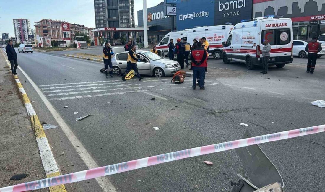 Sivas’ta iki otomobilin çarpışması sonucu meydana gelen trafik kazasında 1