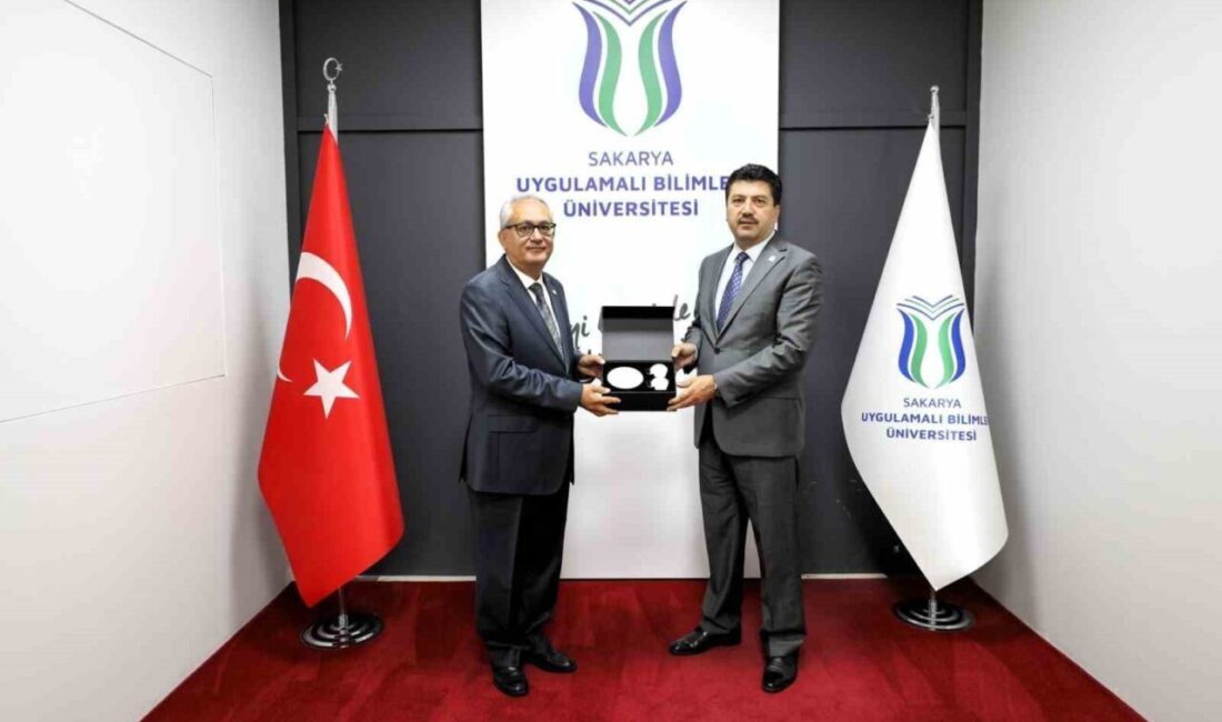 Sakarya Uygulamalı Bilimler Üniversitesi (SUBÜ) ile Trakya Üniversitesi (TÜ) heyetleri,