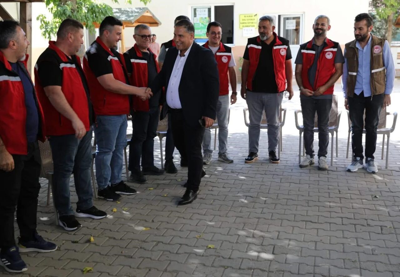 Manisa İl Tarım ve Orman Müdürü Mehmet Karayılan, ilçe ziyaretleri