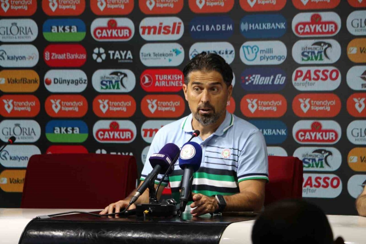 Çaykur Rizespor Teknik Direktörü İlhan Palut, Gençlerbirliği karşılaşması ile ilgili,