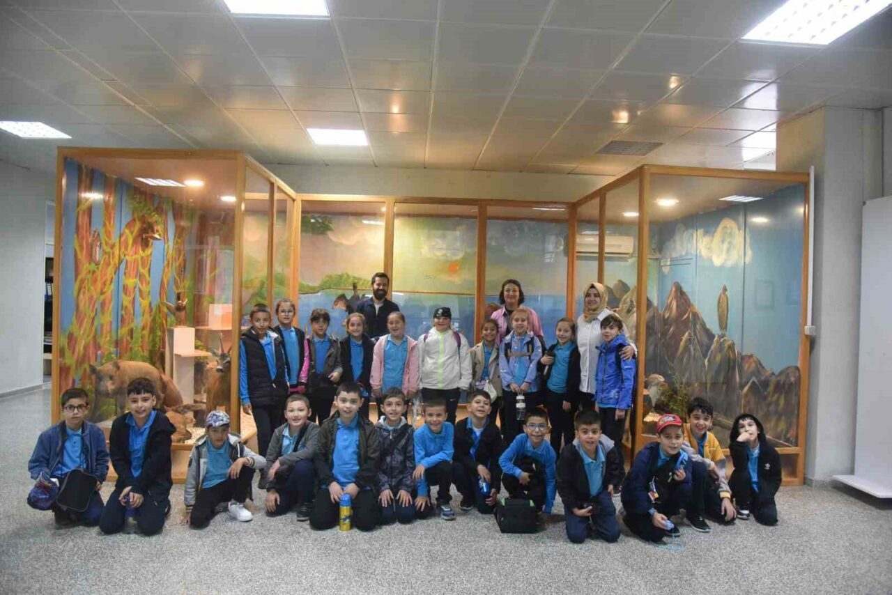 Düzce 23 Nisan İlkokulu öğrencileri, doğayı keşfetmek ve canlılar dünyası