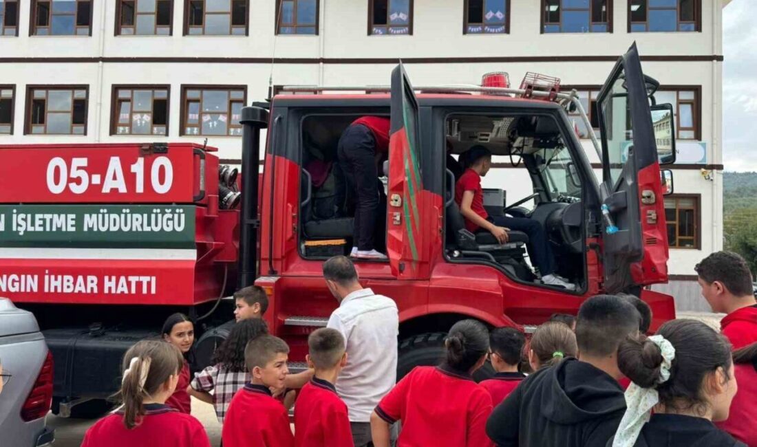Çorum’un Osmancık ilçesinde “İlk Ders Yeşil Vatan” protokolü çerçevesinde ilkokul