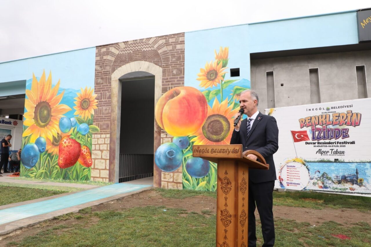 İnegöl, sanat adına bir ilke ev sahipliği yaptı. İnegöl Belediyesi