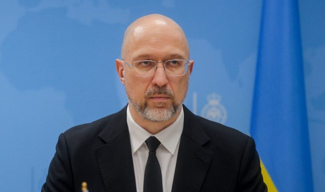 İngiltere ve Almanya savunma bakanları, Londra’da gerçekleştirilen Ukrayna Savunma Temas