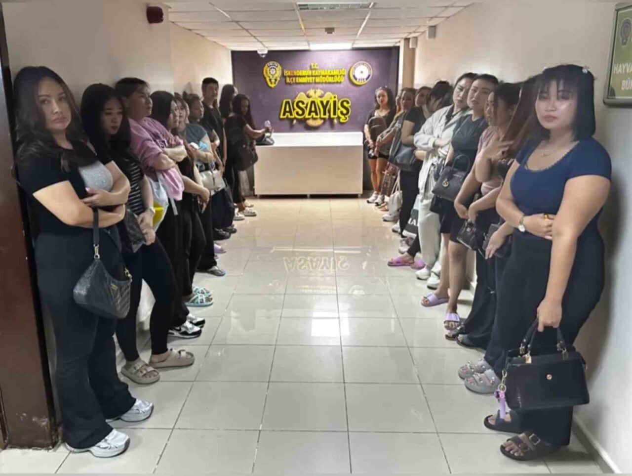 Hatay’ın İskenderun ilçesinde faaliyet gösteren 12 masaj ve spa salonlarına