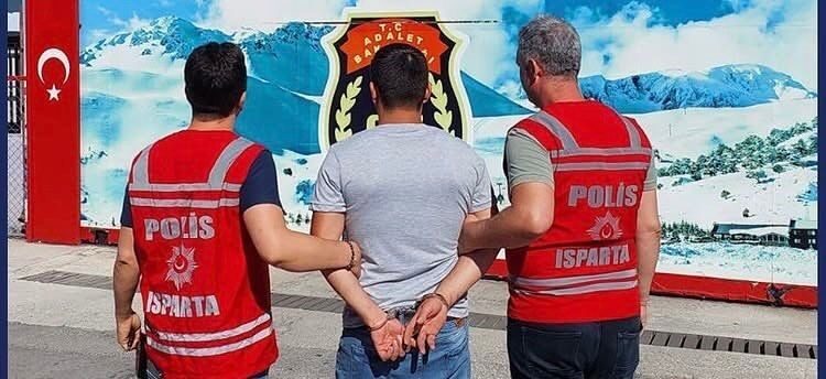 Isparta İl Emniyet Müdürlüğü ekiplerince gerçekleştirilen çalışmalarda, haklarında kesinleşmiş hapis