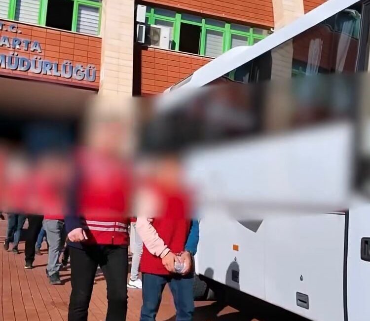 Isparta İl Emniyet Müdürlüğü’nce ağustos ayında gerçekleştirilen operasyonlarda, aralarında ağır